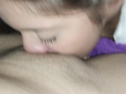 sexo oral lesbico, le meto los dedos en el coño 15/16