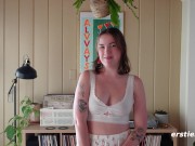 Ersties - Cute Babe Summer Plays With Her Favorite Sex Toy 4/16