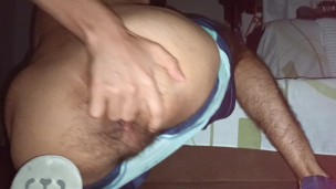 April 1 New video. Me fingering my tight hole. Will the tops like it? My juicy ass waits for you