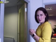 CFNM Ebony jerks rod in British group HJ 3/16