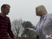 She shows the ladies how to get the nice cock really stiff. She sits on his face with her old pussy and then rides his cock 10/16