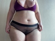 Fat-assed beauty came out of the shower and tried on her panties. Irina Priroda 12/16