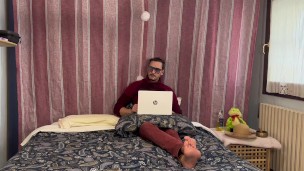 La cameriera porca vuole farsi scopare duramente dal capo e gli succhia il cazzo dialoghi italiano