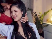 Lesbea Lilly Bella sits on face of pussy eating teen until she cums 1/16