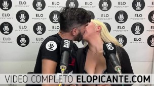 LORE SOFIA CHUPA EL CHUPETIN DE ELO PODCAST