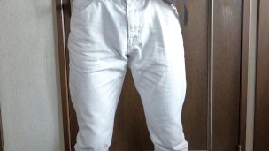 A man who likes to show off is masturbating today as well.
