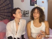 Ersties - Domina Flora wird von Kätzchen July geleckt 15/16