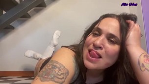 LADY SOCKETTE IS YOUR FAV BRUNETTE