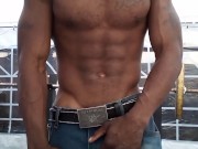 Hitting the weights! (Fetish) - Screenshot 13 of 16 - Ebony
