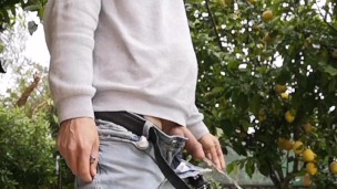Hot guy's outdoor pissing