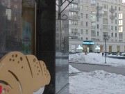 Small-breasted and skinny blonde with a wet pussy fucks a stranger in the kitchen 1/16