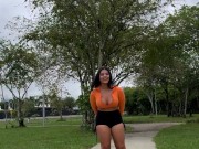 Reencuentro con Thalía Restrepo termina en una rica follada hardcore en público con semen en su boca 3/16