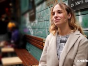 Ersties - Nina Js lesbische Gangbang-Fantasie wird wahr 15/16