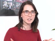 Ersties - 20-jährige Lia aus Magdeburg fingert sich ihre rasierte Muschi 6/16