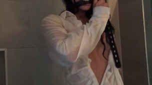 don’t go insane naked trend