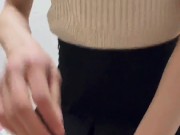 【自撮りオナニー】元アイドル現役OLの激しいくぱぁ連続イキオナニー　バックからも前からもたくさん♡素人　おもちゃ　ミニスカート 1/16