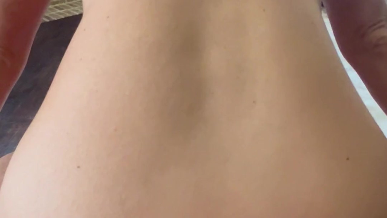 HOT HORNY REALTOR SLUT IS JACKHAMMERED & DEEPTHROATS CLIENT!