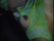 me masturbo en baño de un bar y  termino masturbándome en un taxi frente al chofer 12/16