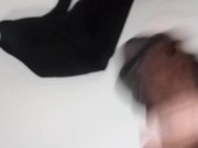 Mi sego sborro e poi piscio sui gambaletti e perizoma (ITA Napoletano) 16/16