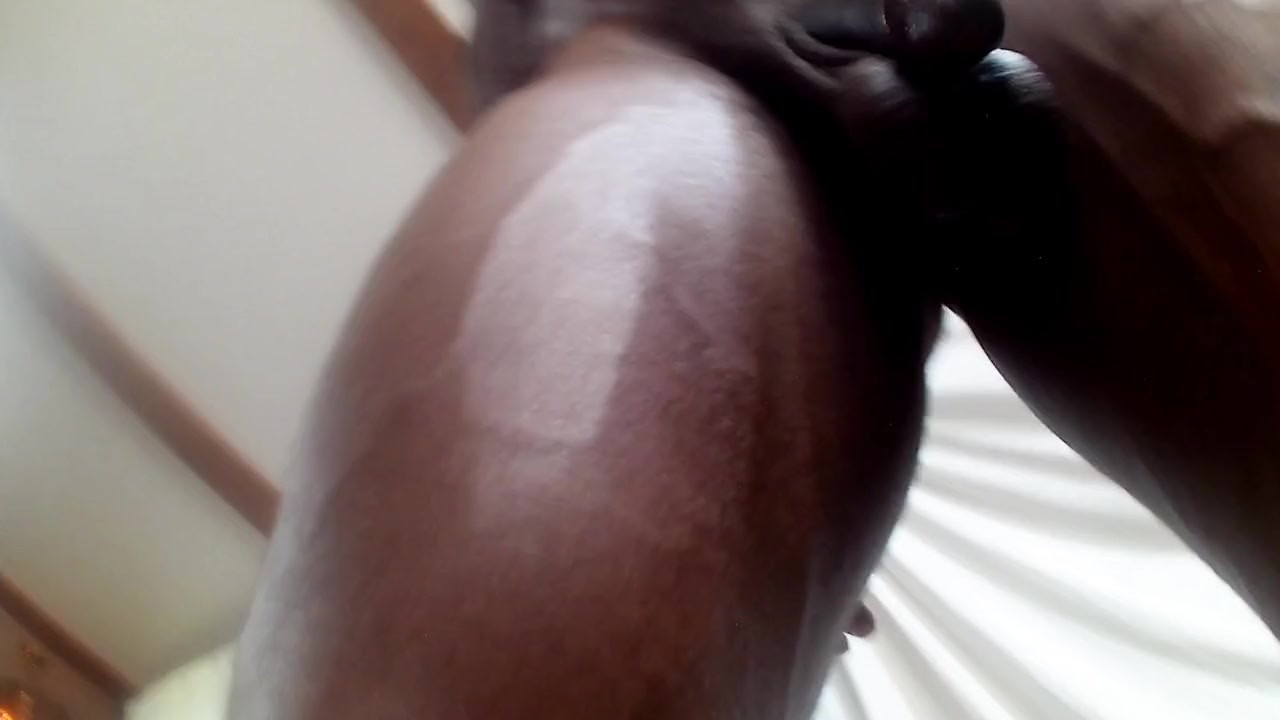 BBC BLACK MUSCLE GOD MASSAGE AND WORSHIP - Free Sex Video - RedTube