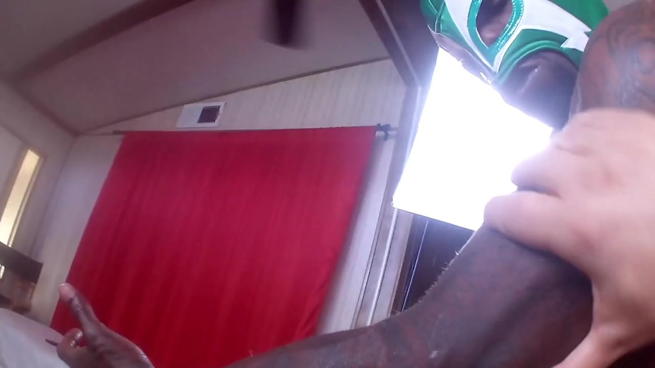 BBC BLACK MUSCLE GOD MASSAGE AND WORSHIP - Free Sex Video - RedTube
