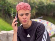 NO TENGO AMIGOS! Una desconocida me chupa las tetas en mi casa 3/16