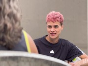 NO TENGO AMIGOS! Una desconocida me chupa las tetas en mi casa 4/16