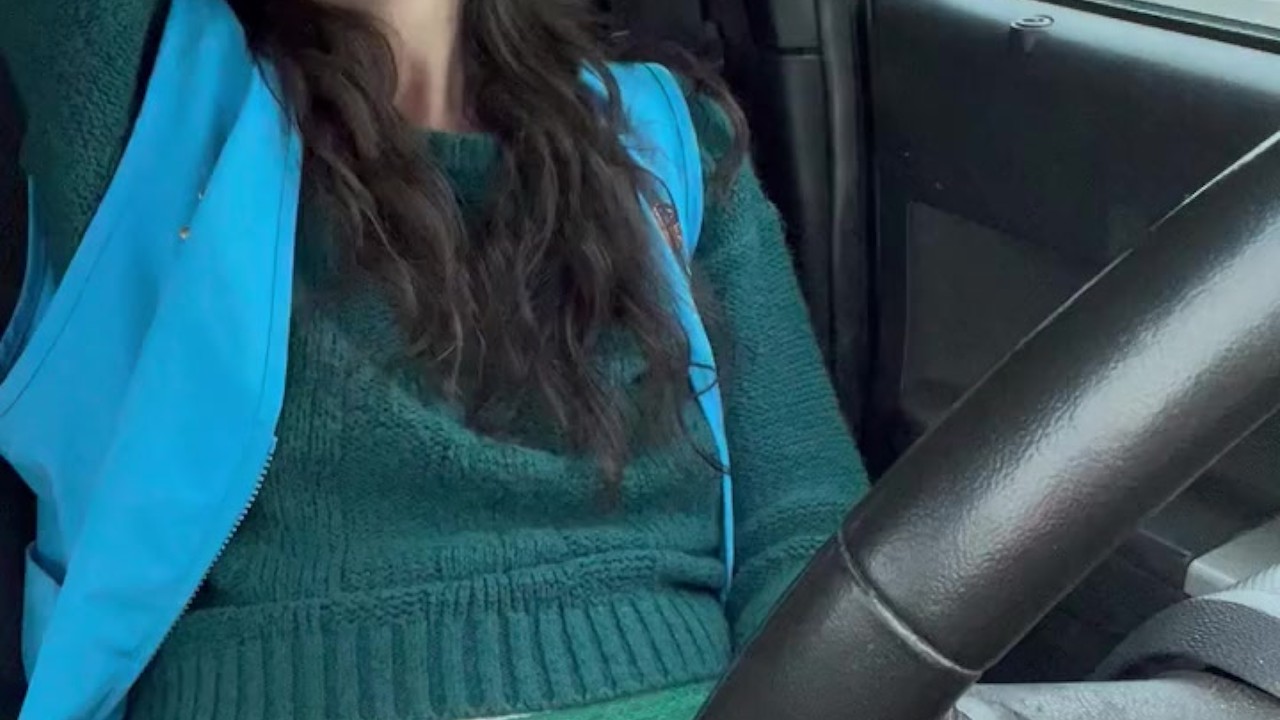 This is how I spend my work breaks - Free Sex Video - RedTube