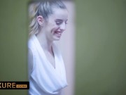 Alba Lala is interested by the two workers 4/16