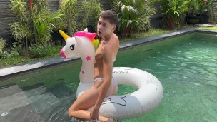 Twink Hottie Plays Ass in the Pool