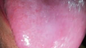 tongue, saliva, lengua , sloopy, sucking, escupir fetish, lengua larga y babeante primer plano