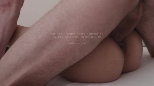 Descubra o segredo da virgem no parque!