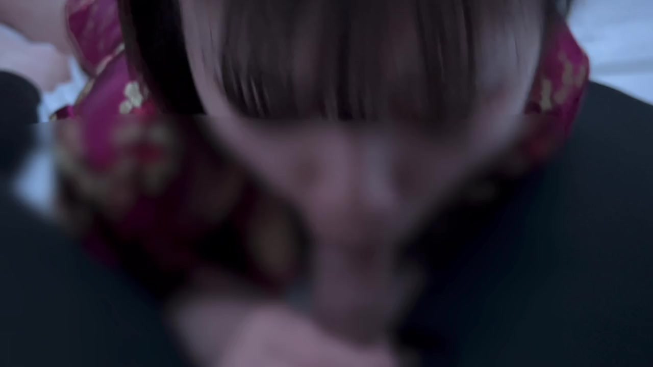 チャイナドレス姿で濃厚フェラ♡cosplay costume blowjob - Free Sex Video - RedTube