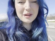 Masturbation pas incognito dans le Uber - Il a vu ma Chatte Poilue de Française et mes Tatouages 6/16