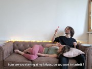 Amateur Français - Nina est de retour, je lui lèche la chatte et on chill ensemble. 8/16