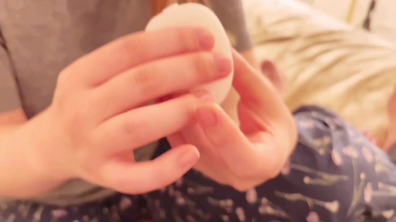【個撮】初TENGA EGGで潮吹きと痙攣が止まらないむちむち看護師。マッサージガンと組み合わせると… 素人/ハメ撮り/看護師/日本人/カップル/中出し/流出/HENTAI - Vidéo de sexe gratuite - RedTube