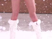 Blonde Snowbunny Lilly Bell Fucks Herself With A Dildo and Plays with Her Natural Tits 3/16