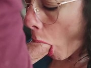 Milf amateur blowjob. Fixing wifi. Cum in face