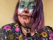 A tease between speaking . - Screenshot 1 of 16