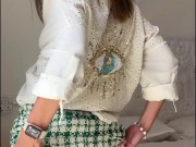 I experience a strong orgasm and cum juicily with the help of my toys while my husband is at work 3/16