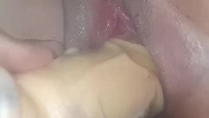 Le fascina que juegue con su panocha y vea como se moja