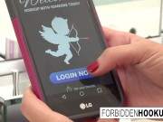 Delivery turns into step-siblings sex 3/16