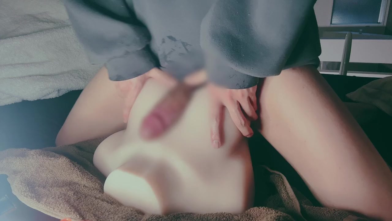 必死になっておっぱいにちんちん擦り付ける男子♡パイズリしこしこ大量射精♡ - Free Sex Video - RedTube