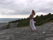 Beautiful Blonde Harmony Y Gets Butt Naked Outdoors! 15/16