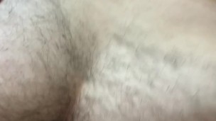 Partiéndole el culito a mi novio