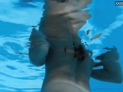Hottest Hungarian milf Angelica gets horny underwater 15/16