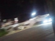 sexo en publico chica desnuda por la ciudad sin bragas le gusta que mirones la vean follar 7/16