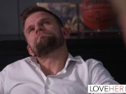 In the living room, the slender babe gives his cock a blowjob-handjob combo and ballsucking. On the couch, Jesse uses her sho 5/16