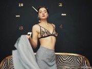 Leggy girl from Russia masturbates in fully fashioned nylons 4/16