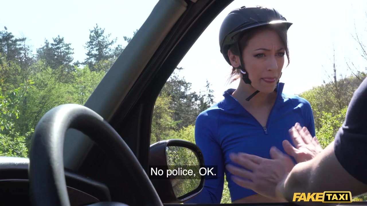 Fake Taxi Sexy female cyclist is fucked by a big cock as compensation - 無料セックスビデオ - RedTube